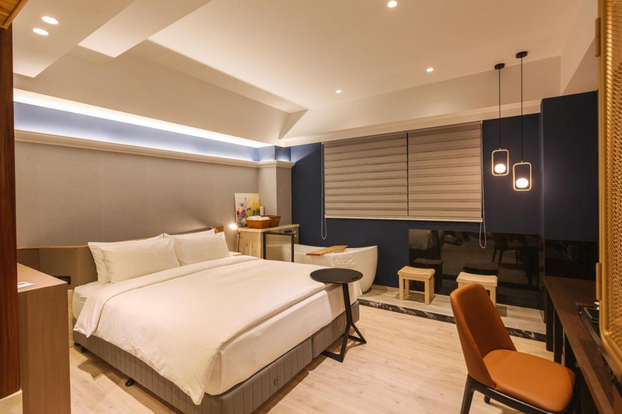 墾丁耳東華苑erdong Manor Bed and Breakfast Buitenkant foto