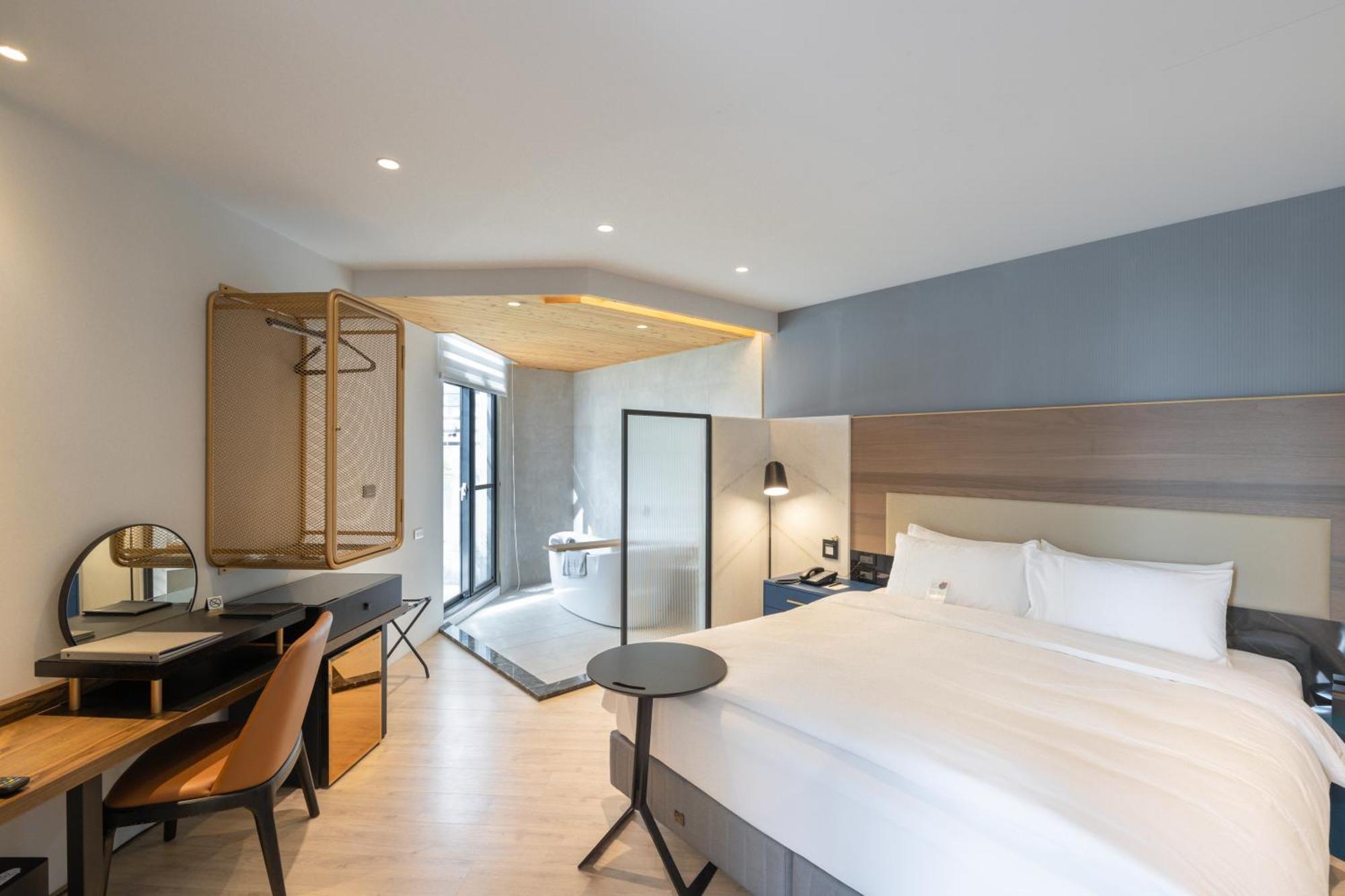 墾丁耳東華苑erdong Manor Bed and Breakfast Buitenkant foto